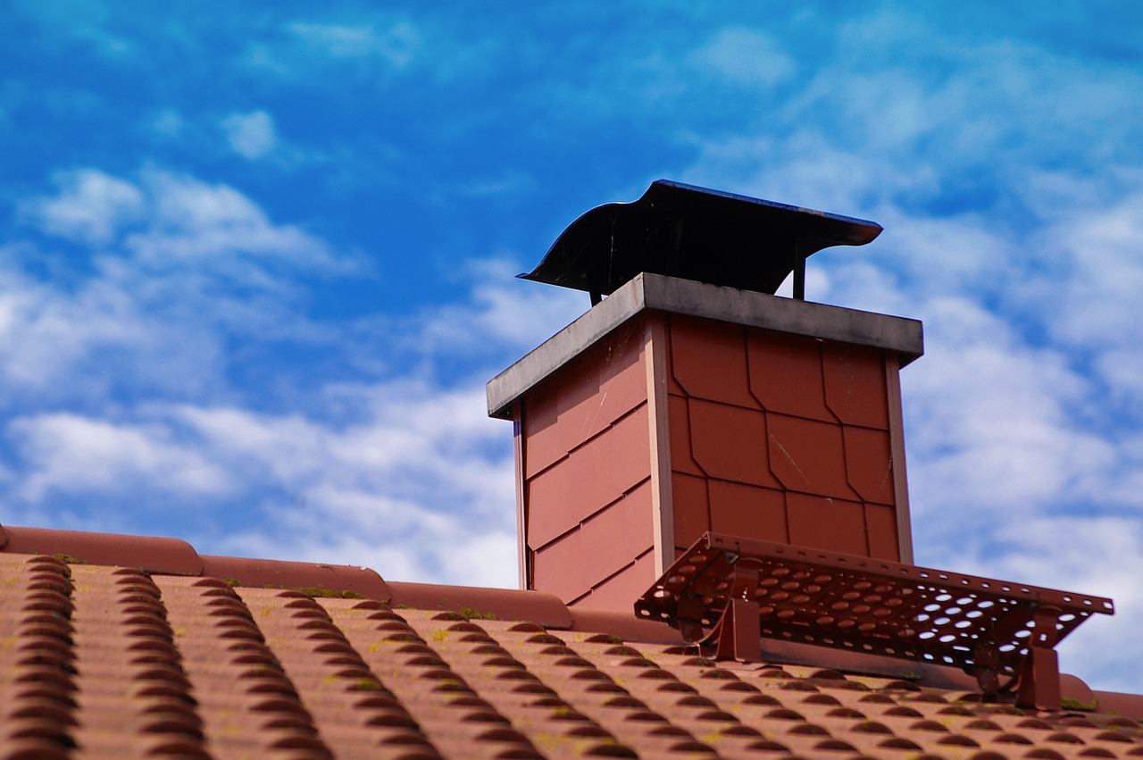 5 Reasons Why DIY Chimney Cleaning Is A Bad Idea